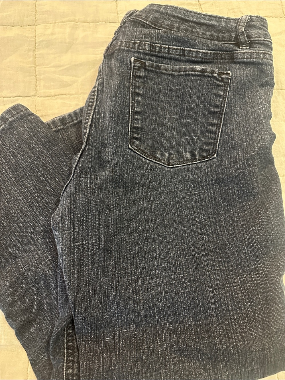 Liz Claiborne Women's Ultimate fit 14P ankleJeans in Washed Dark Blue